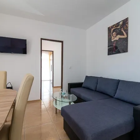 公寓 A 1 - Seafront With Balcony 1 Min To