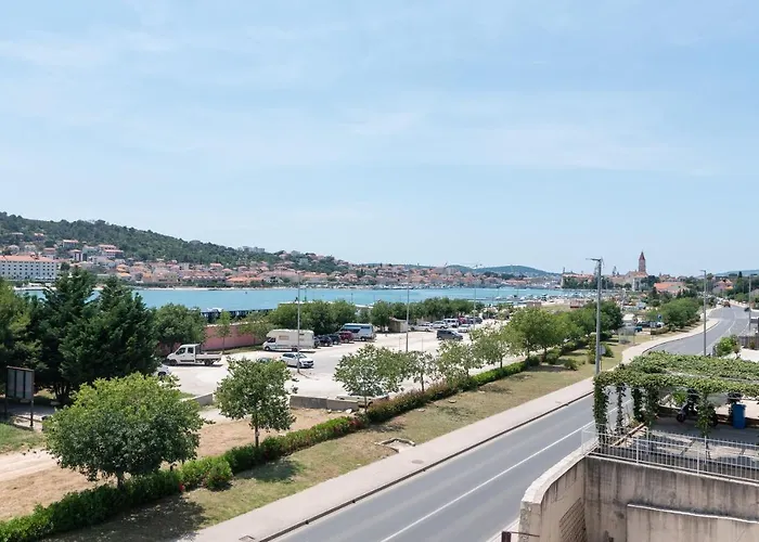 Apartament A1 - Seafront With Balcony 1 Min To *