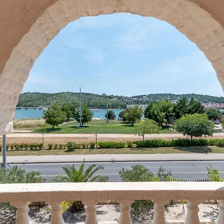 Appartement A 1 - Seafront With Balcony 1 Min To *